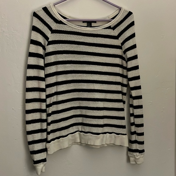 Forever 21 Black & Cream White Striped Long Sleeve Shirt - Picture 1 of 3